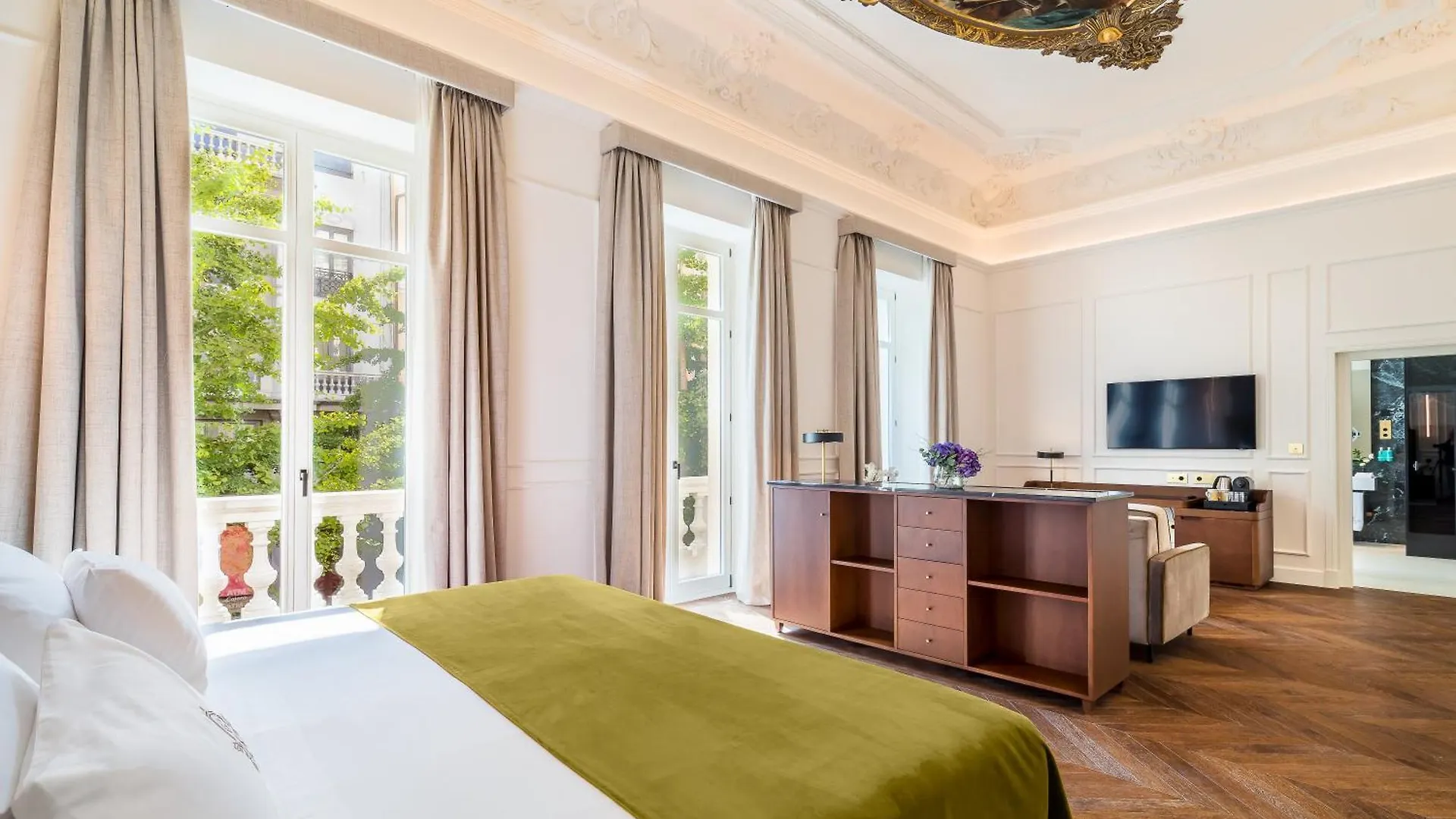Palacio Gran Via, A Royal Hideaway Hotel Granada