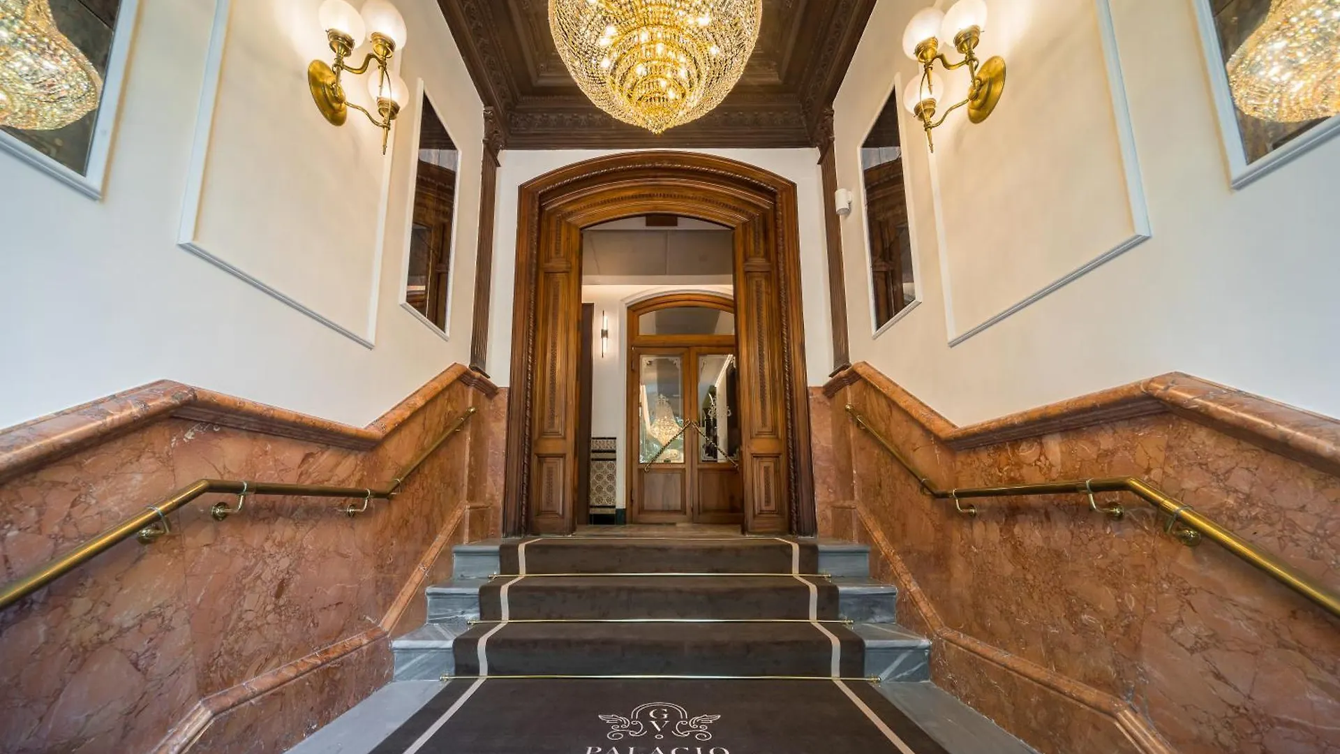 Palacio Gran Via, A Royal Hideaway Hotel Granada