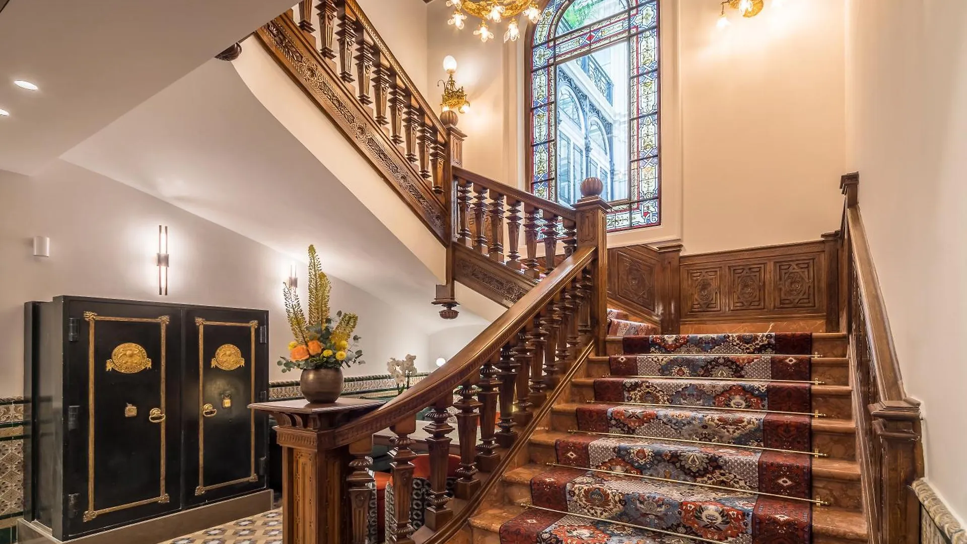 Palacio Gran Via, A Royal Hideaway Hotel Granada
