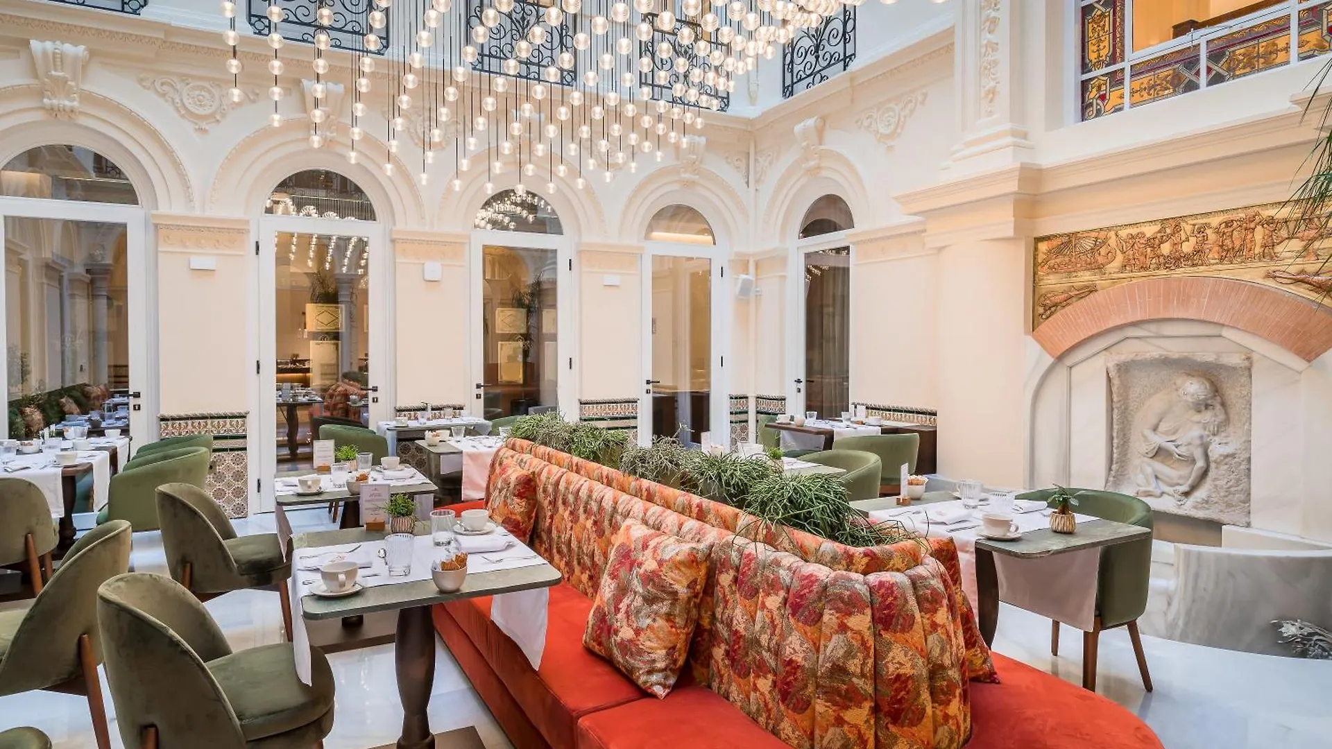גרנדה Palacio Gran Via, A Royal Hideaway Hotel