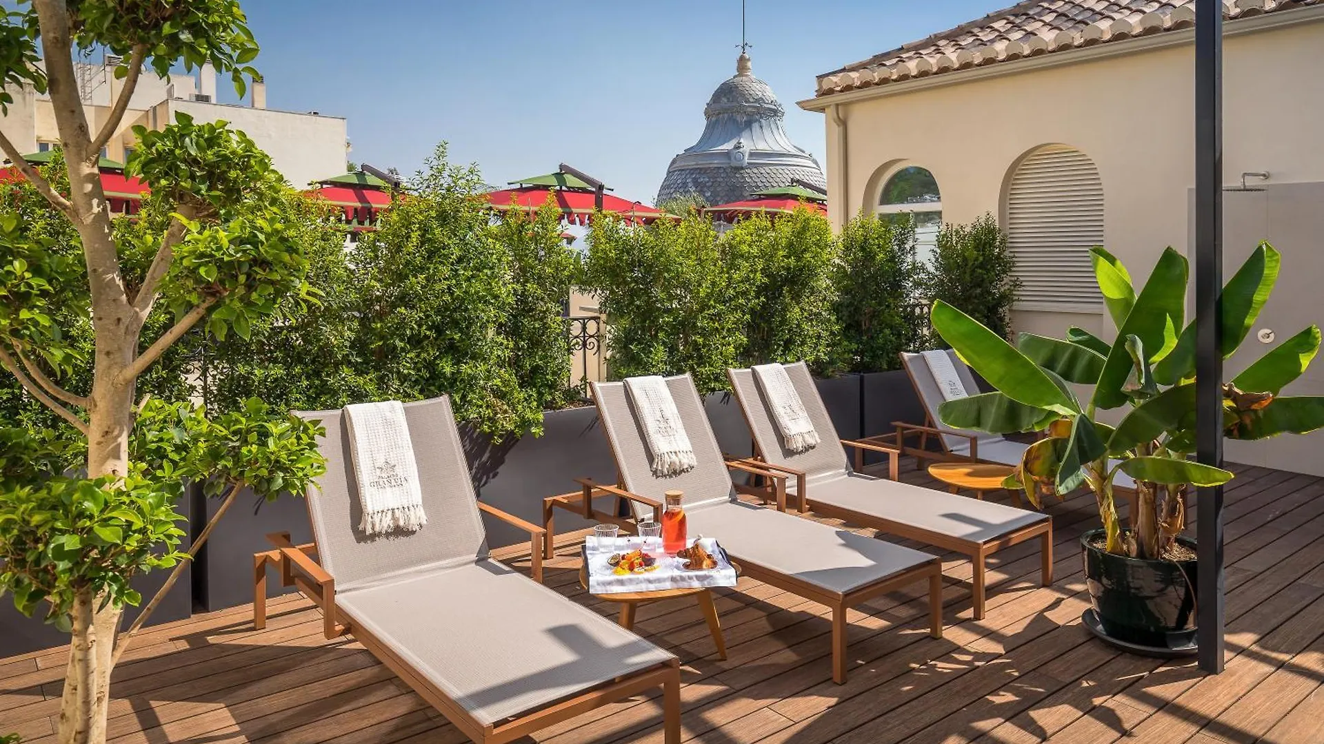 Palacio Gran Via, A Royal Hideaway Hotel Granada